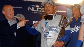 【MLB】WS進出のロバーツ監督、古巣との対戦に感慨「フェンウェイに戻るの楽しみ」