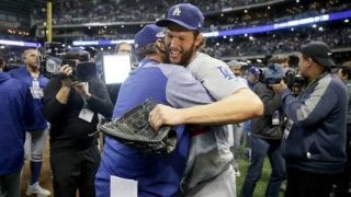 【MLB】“守護神“カーショーが完璧締め　WSではフェンウェイ初見参「準備するよ」