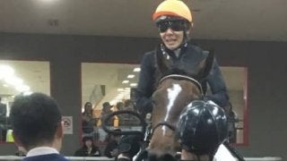ロカマドールがデビューV！三浦「操縦性の高い馬」