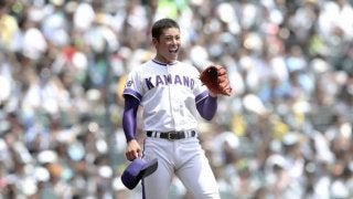 ボールが浮き上がる　この夏、最も輝いた球児　吉田輝星（金足農）