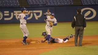 関西国際大が初の4強進出！宇佐美秀真の好守がチームを救った【明治神宮大会 2回戦　関西国際大－創価大】