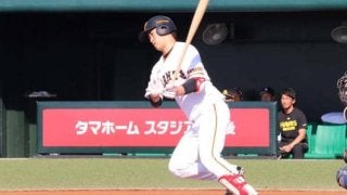 【トライアウト】巨人の第83代4番中井は3打数1安打2四球　成瀬から二塁打放ち「悪くなかった」