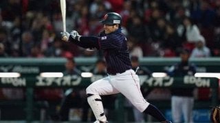 【日米野球】侍ジャパン広島コンビの活躍で逆転勝ち！　田中広の同点打、菊池が決勝スクイズ