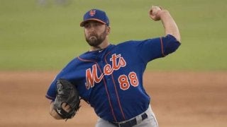 広島が新助っ人と契約合意、阪神は助っ人左腕と契約締結…16日発表の人事、FAは？