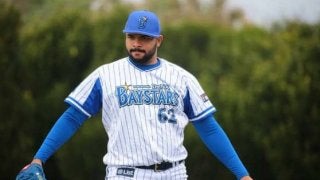 DeNAが左腕エスコバーと来季契約発表「来シーズンは優勝を目指して頑張ります」