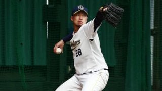 オリックスが塚原との育成選手契約を発表　2016年に54試合に登板した右腕