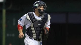 西武炭谷は巨人へ、戦力外の2選手は引退…各球団発表、26日のFA、去就は？