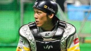 “甲斐キャノン”4連発も…今季のパ・リーグ美技「トップ5」をDAZNが選出