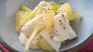 更年期障害の対策　男女とも～イカとセロリをフルーツサラダで