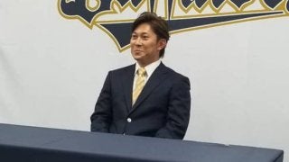 オリ西野が300万円減の2800万円でサイン　二塁再挑戦で「3割は絶対に打ちたい」