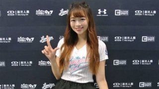 台湾美女チア・ラミガールズ　いつも笑顔でファンに元気をくれるチューイーさん