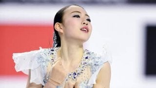 紀平梨花が首位発進。超新星の登場に女王ザギトワは不機嫌な顔