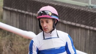 【阪神7R】ルメール 「自信はありました」ナンヨーイザヨイが差し切る