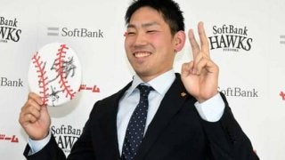 鷹・石川、2時間弱交渉でぶつけた“便利屋”の誇り「先駆けのつもりで」