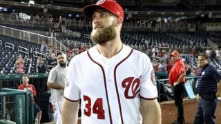 【MLB】FA市場で大注目のハーパーにキーマン登場？　フィリーズ野手「僕を頼っていい」