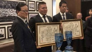 西武山川＆多和田“故郷”から特別賞、栄誉賞を授与　「大きくなって帰れる」
