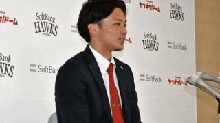 ソフトバンク東浜が500万円減でサイン　FA西の参戦に「自分として情けない」