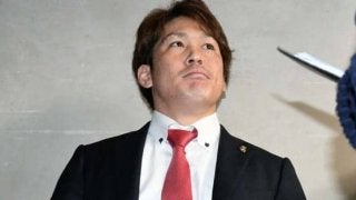 鷹・甲斐はアップ提示も保留「ワガママを言える立場ではない。1度整理したい」