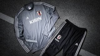 サッカー日本代表オフィシャルトレーニングウェア「TIRO19」に新色のグレーが登場
