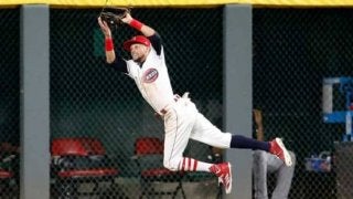 驚異的な身体能力を生かした本塁打“強奪”が満載…MLB公式が公開した美技集が凄い