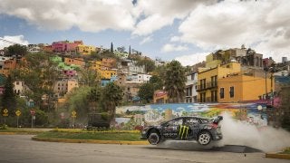 再生5億回超の大人気ビデオシリーズケン・ブロック最新作『Gymkhana TEN(ジムカーナ10)』公開