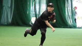 甲斐キャノンに迫る！　背後から撮影した50M送球動画が話題に「ハンパない」