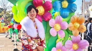 【女子プロ野球】新成人のフローラ甲斐田、赤の振袖姿で誓う「勝利をあげ、チームに貢献を」