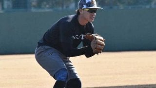 「藤岡に負けているとは思わない」ロッテ三木が1人で自主トレを行うワケ