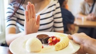 そのダイエット間違いかも!? 「食べてないのに痩せない」本当の理由