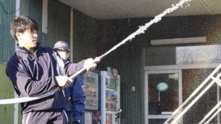 西武新人が消防訓練に参加　ドラ3山野辺は“リーダー格”「雰囲気を作れている」
