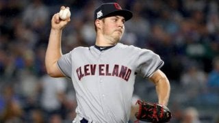 【MLB】ドローン入手のブライアントに“流血”バウアーがオファー!?「一緒に飛ばそう」