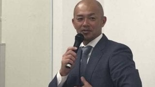ロッテ福浦が本社の社員100名に向け講演　「こんな機会はめったにないので緊張」