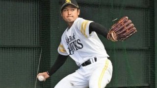 鷹・中田、唯一3連投で計186球　同級生・摂津氏からの「アドバイス」に期待!?