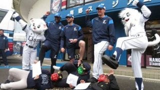 西武の新助っ人ニールが初ブルペン＆節分体験　「とても楽しかったよ」