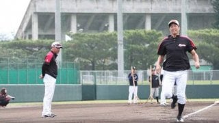 井口監督が「とにかく見守った」1週間　ロッテは実戦開始で次のステージへ