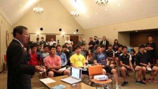 ロッテ、球団初の口腔健康セミナーを実施　安田「ガムをしっかり噛むことで」