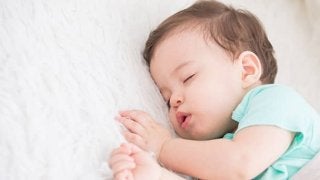 寝るだけで痩せる！？多くの人が気づいてない睡眠の重要性とは