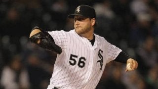 投手は9番目の野手　MLB公式の“超美技”動画が凄い「どうやってやったの？」