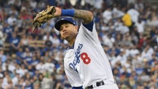 【MLB】「どうなってるの？」-名三塁手マチャドの驚異の“鬼肩”動画集にファン唖然