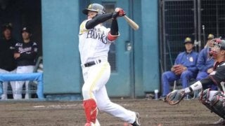 鷹ドラ3野村が見せた非凡さ　初球フルスイングに工藤監督「振っていけるのは良い」