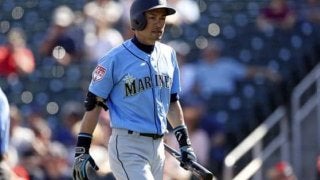 【MLB】いざ開幕スタメンへ！　イチローが挑むマリナーズの熾烈な外野手争い