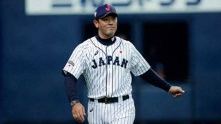 侍ジャパン稲葉監督「勝負強さは魅力的」満塁弾含む2安打5打点の吉田を絶賛