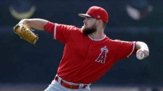 【MLB】エンゼルスの“新二刀流男”がOP戦でリアル二刀流！　投手で3失点も打撃で同点打