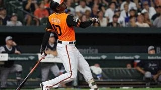 【MLB】「既に君のことが恋しいよ」「レジェンドだ」　オリオールズが“球団の顔”移籍を惜別