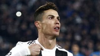 ロナウドが「CL４連覇」へ前進。メッシとの対決は実現するか