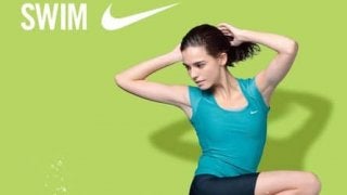 重ね着スタイルの水着「ナイキ フレンチスリーブ レイヤリング セパレーツ」 4月発売