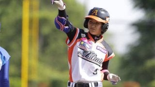 【女子プロ野球】「美女9総選挙」1位加藤優、“えくぼキャッチ”公開にファン悟る「美人過ぎて打てない」