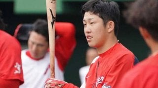 広島、ドラ1小園→堂林→バティスタで衝撃3者連続弾　9回に4点差を追いつく