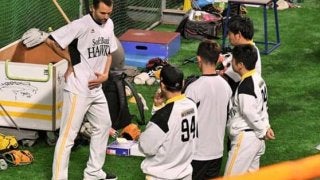 鷹サファテ、開幕1軍外れる　股関節手術から復帰も「もう少し時間が必要」