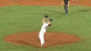 【MLB】投手が“バク宙”で勝利の喜び表現!?　米マイナーで起きたパフォーマンスが話題